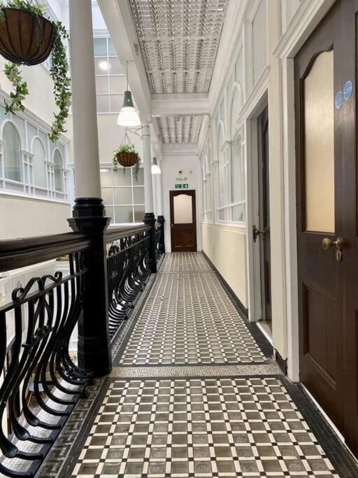 Victoria Street Apartment Sleeps 2 Liverpool Extérieur photo